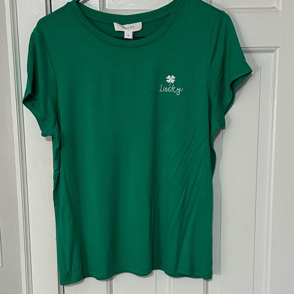 BRIT.NY st Patrick’s day t-shirt size large